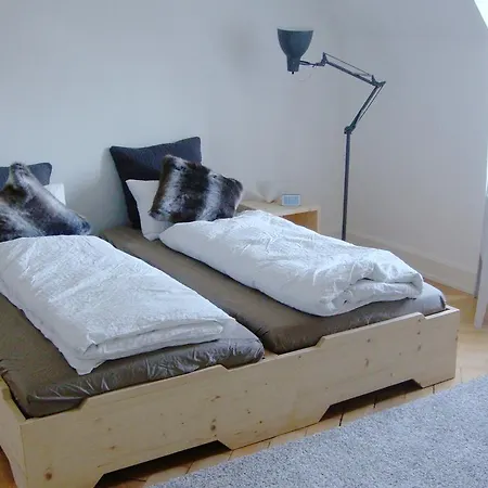 Bed & Breakfast Laupenring, *